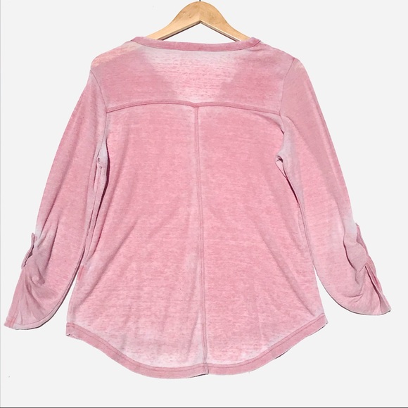 JANE AND DELANCEY Women’s pink henley - Picture 2 of 3